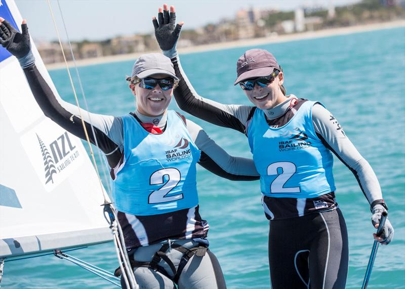 Women's 470 gold for Jo Aleh and Polly Powrie (NZL) at ISAF Sailing World Cup Mallorca photo copyright Martineze Studio / Sofia taken at  and featuring the 470 class