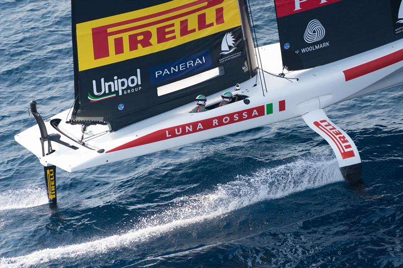 Luna Rossa Prada Pirelli AC40 - photo © Ricardo Pinto / America's Cup