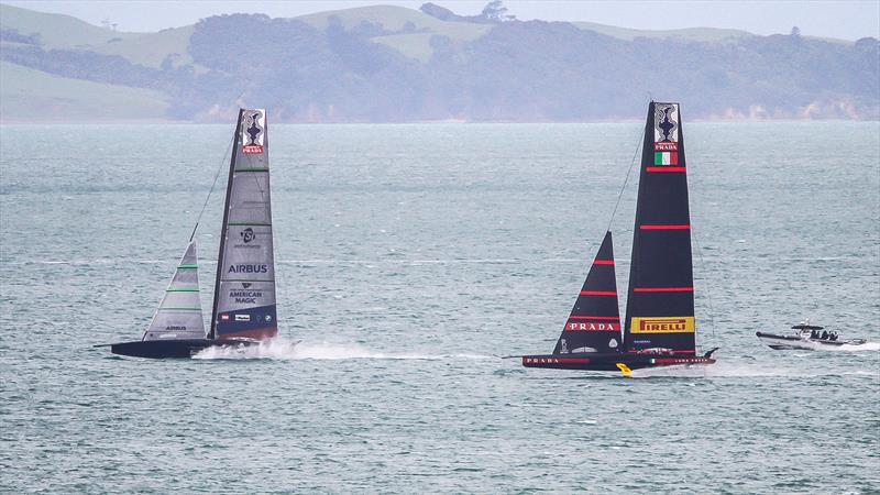 American Magic and Luna Rossa - Course E - Eastern Beach - Hauraki Gulf - November 3, 2020 - 36th America's Cup - photo © Richard Gladwell / Sail-World.com