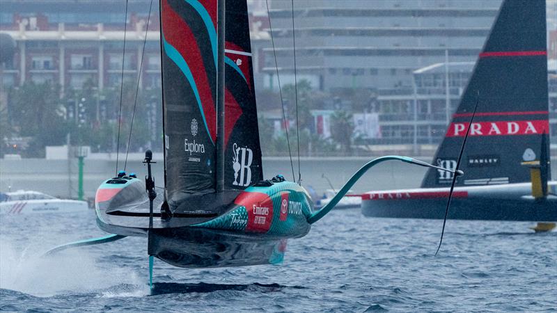 Luna Rossa and ETNZ - Race 17 - Day 5 - Round Robin 2 - Louis Vuitton Cup - September 3, 2024 - Barcelona - photo © Ian Roman / America's Cup