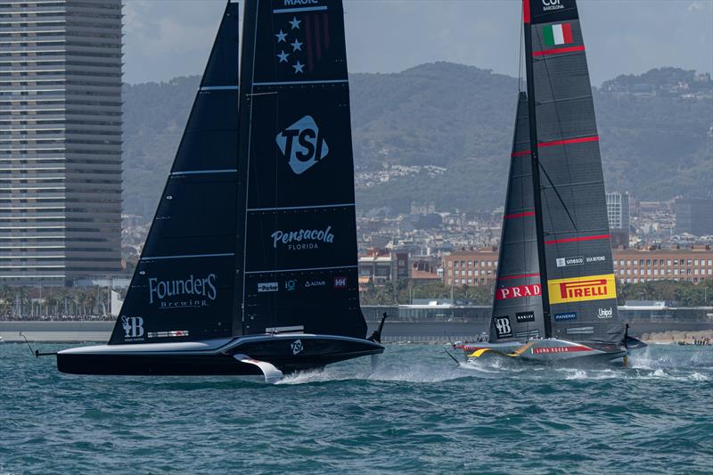 New York Yacht Club American Magic vs. Luna Rossa Prada Pirelli on Louis Vuitton Cup Round Robin Day 7 - photo © Ian Roman / America's Cup