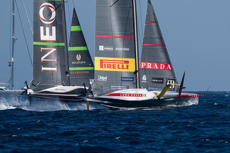 Luna Rossa Prada Pirelli vs. INEOS Britannia on Louis Vuitton Cup Final Race Day 1 - September 26, 2024 - photo © Ricardo Pinto / America's Cup