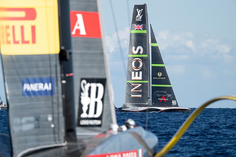 INEOS Britannia vs. Luna Rossa Prada Pirelli on Louis Vuitton Cup Final Race Day 2 - September 28, 2024 - photo © Ricardo Pinto / America's Cup