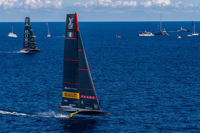  Luna Rossa and INEOS Britannia- Finals Louis Vuitton Cup - Race 3 (stopped) - Day 16 - September 28, 2024 - Barcelona - photo © Ian Roman / America's Cup