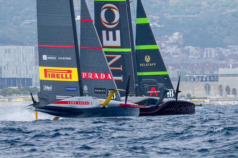 Luna Rossa Prada Pirelli and INEOS Britannia - Louis Vuitton Cup -  Final  - Race Day 6 - October 2, 2024  - photo © Ricardo Pinto / America's Cup