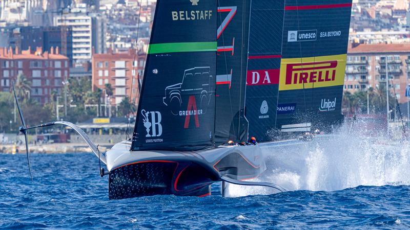  INEOS Britannia and Luna Rossa Prada Pirelli - Louis Vuitton Cup -  Final  - Race Day 7 - October 4, 2024  - photo © Ian Roman / America's Cup