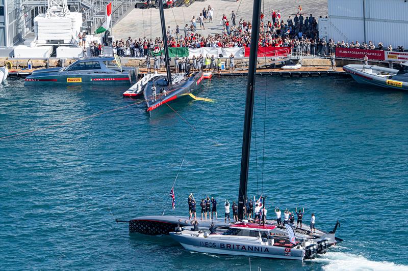  INEOS Britannia and Luna Rossa Prada Pirelli - Louis Vuitton Cup - Final - Race Day 7 - October 4, 2024 - photo © Ricardo Pinto / America's Cup