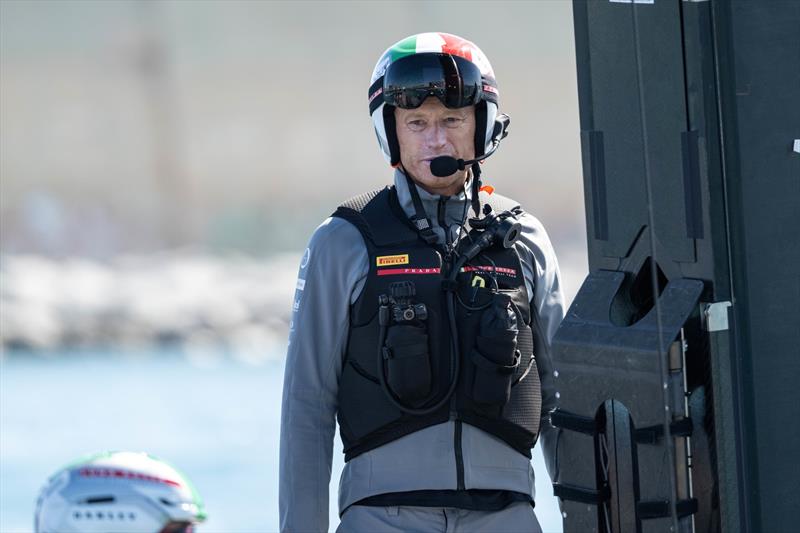 Jimmy Spithill - photo © Ricardo Pinto / America's Cup