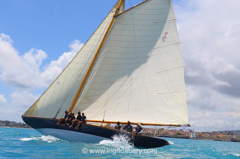 Les Voiles D'Antibes - photo © Ingrid Abery / www.ingridabery.com