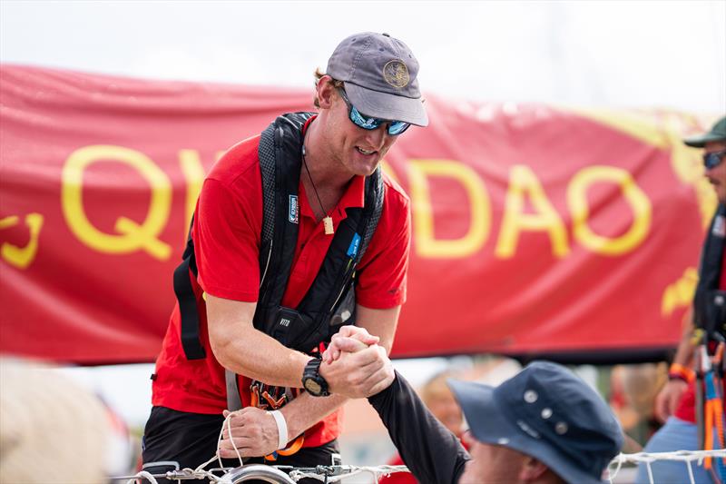 Lucky handshake from the Race Director to AQP Henry on departure from Panama? - Clipper Race 12: Come Sea DC Cup - photo © Brian Carlin / 16 Degrees South