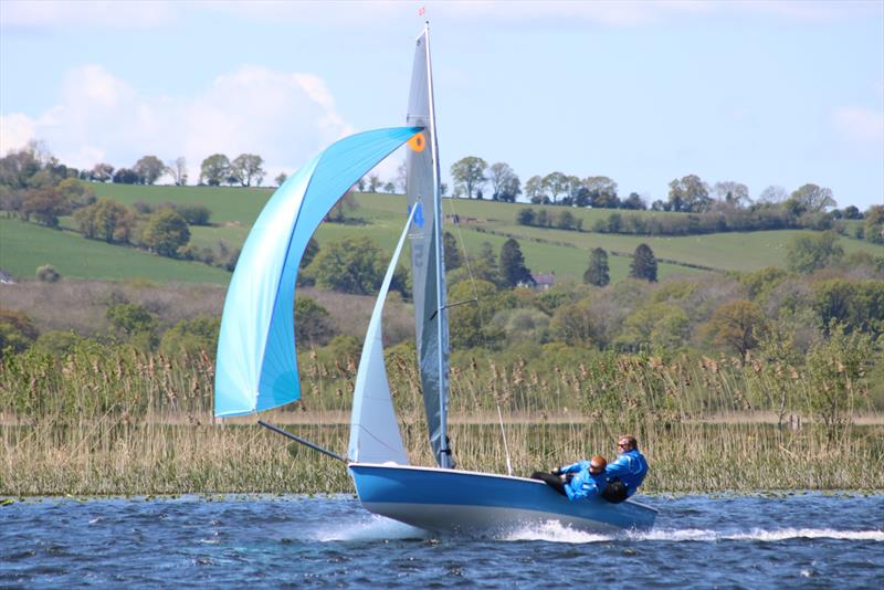 Comet Trio blasting photo copyright Darren Padro taken at Ogston Sailing Club and featuring the Comet Trio class