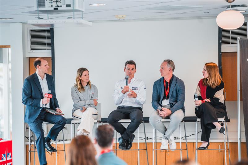 Emirates GBR Panel in collaboration with the GREAT Campaign (l-r) British Consul General Paul Rennie, Olympic sailors Hannah Mills and Dylan Fletcher, former World Surf League CEO, COO, and CLO Bob Kane, and Tracy Quinn, President & CEO of Heal the Bay - photo © C.Gregory