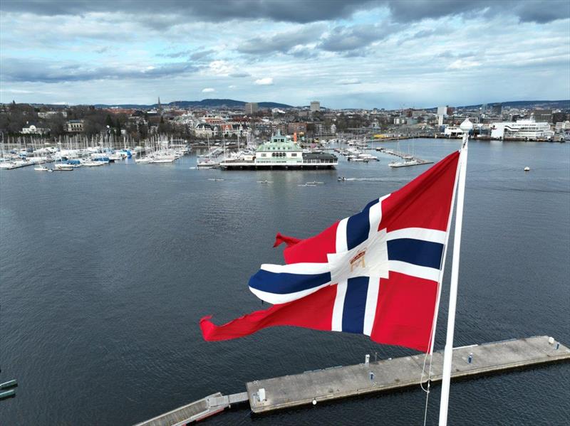 Royal Norwegian Yacht Club flag photo copyright KNS taken at Kongelig Norsk Seilforening and featuring the  class