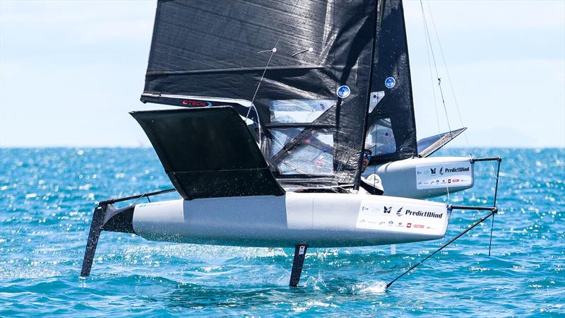 Day 5 - 2024 PredictWind Moth Worlds - Manly Sailing Club. January 9, 2025 photo copyright Richard Gladwell - Sail-World.com/nz taken at Manly Sailing Club and featuring the International Moth class