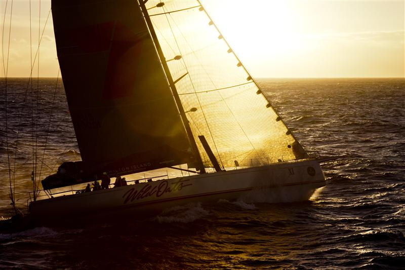 Rolex Sydney Hobart leaders into the Bass Strait