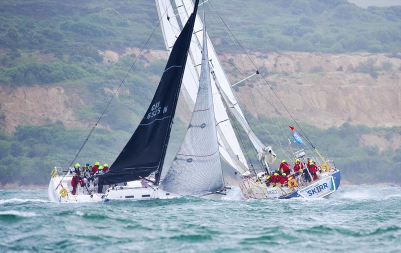 Strong winds for the 2024 Round the Island Race - photo © Tom Hicks / www.solentaction.com