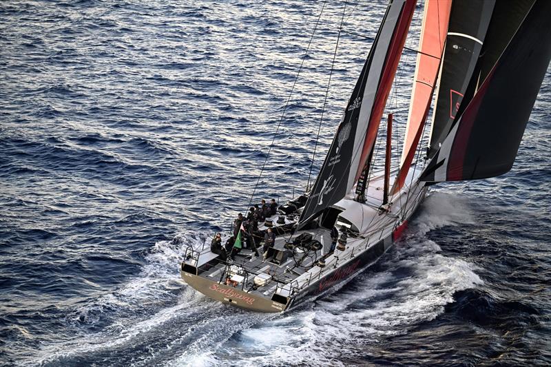 Monohull line honours for Huang-Seng Lee's Scallywag 100 in the Rolex ...