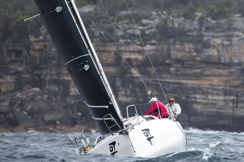 Borderline ploughing through the waves on their way north - Bird Island Race  - photo © Ashey Dart