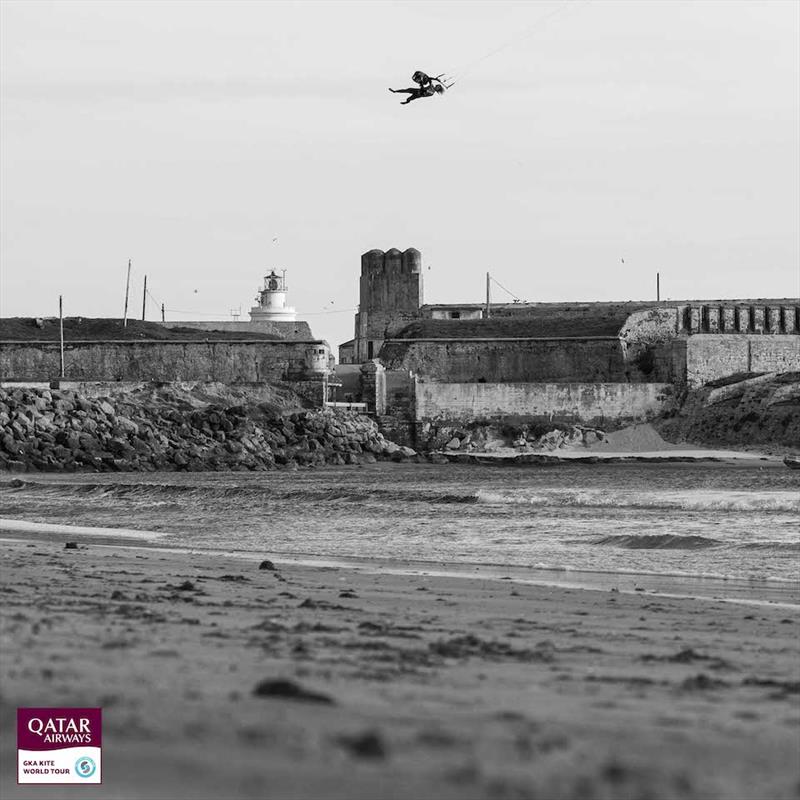 Twin-Tip battles at Qatar Airways GKA Big Air Kite World Championships Tarifa photo copyright Samuel Cardenas taken at  and featuring the Kiteboarding class