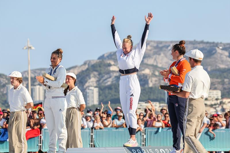 Ellie Aldridge (GBR) wins Women's Kite gold at the Paris 2024 Olympics - photo © World Sailing / Sander van der Borch