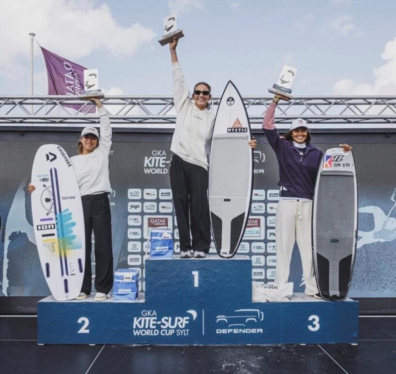 Camille Losserand, Capucine Delannoy, Kesiane Rodrigues - Defender GKA Kite-Surf World Cup Sylt day 6 - photo © Lukas K Stiller