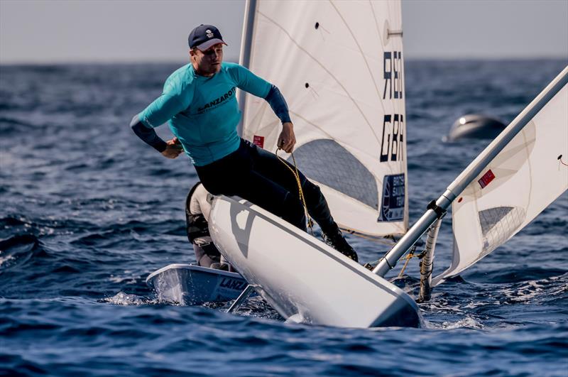 Britain's Elliot Hanson leads the ILCA 7s - Lanzarote International Regatta 2022 - photo © Sailing Energy