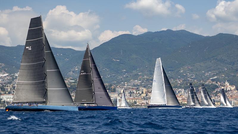 18 Maxis Set Sail On Rolex Giraglia