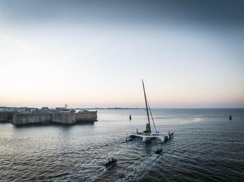 Maxi Edmund de Rothschild commences Jules Verne Trophy, Sunday Feb 12, 2023 from Ushant - photo © Julien Champolion