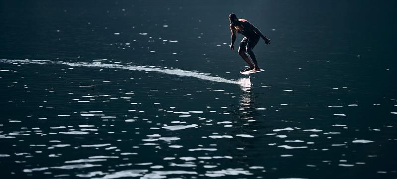 Dvir Azulay pump foils his way back to shore - 2022 KiteFoil World Series Traunsee, day 1 - photo © IKA Media / Robert Hajduk