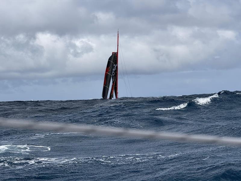 Competitors up close in the middle of the southern Pacific Ocean: Yannick Bestaven on Maître Coq - photo © Boris Herrmann / Team Malizia