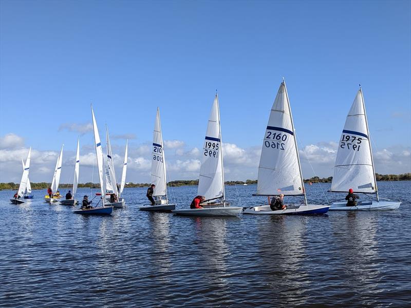 Windward mark rounding during the Streaker End of Season Championships at Beaver Sailing Club photo copyright Pete Fletcher taken at Beaver Sailing Club and featuring the Streaker class